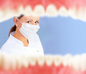 8 cosas que tu dentista sabe con solo verte